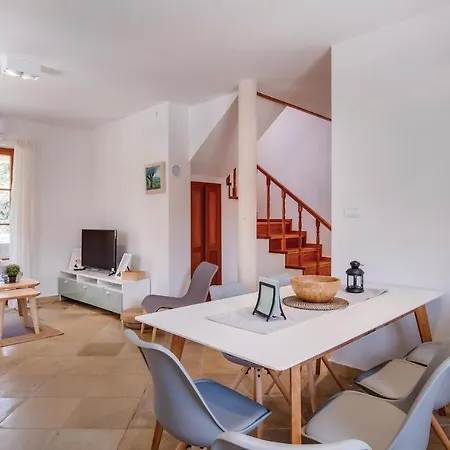 Beautiful In With Kitchen Holiday home Sveti Jakov
