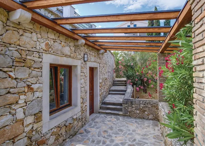 Pet Friendly In بيت للعطل Sveti Jakov